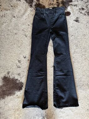 Good American Pull On Black Flared Jeans